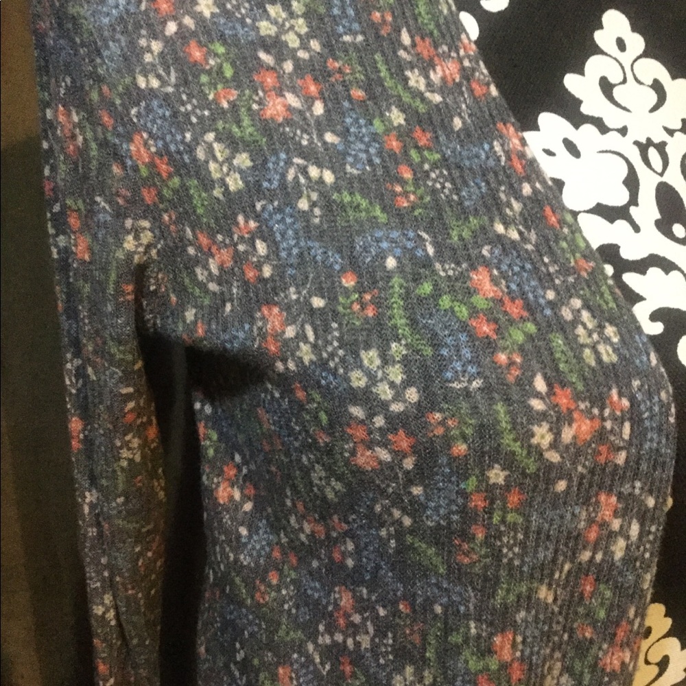 GRAY, BLUE, PEACH, GREEN SARAH RIBBED CARDIGAN